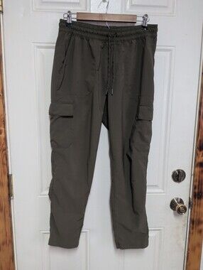 The North Face Women's Medium  Olive Green Never Stop Wearing Cargo Pant Hiking